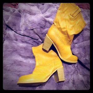 TAN/Brown Boots Size 9 Old Navy Brand